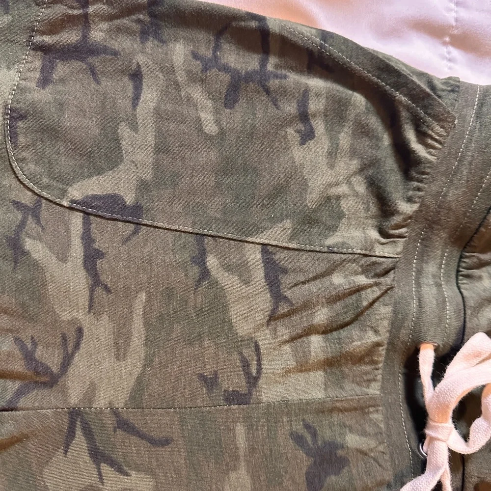 n: philanthropy Women's Camouflage Jumpsuit - Picture 4 of 6